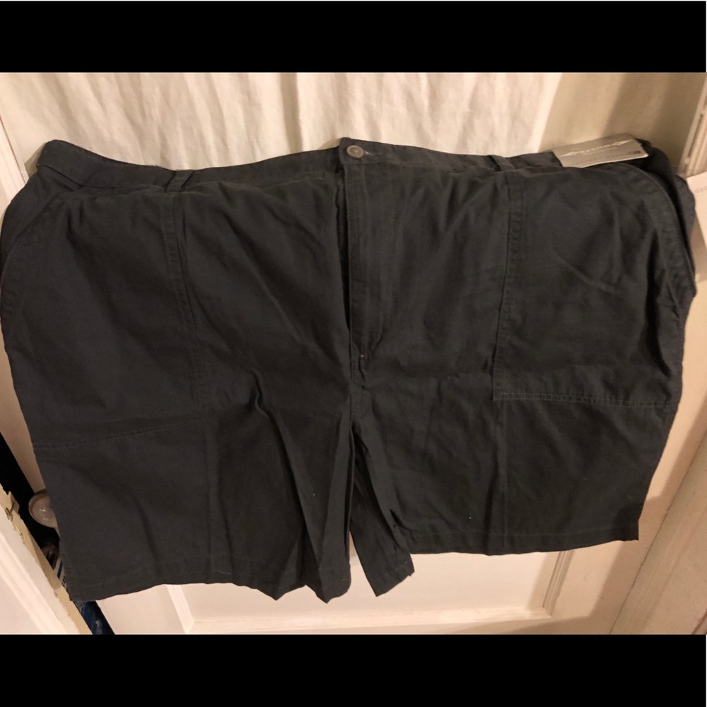 Black expander waist shorts. 42/9in inseam.